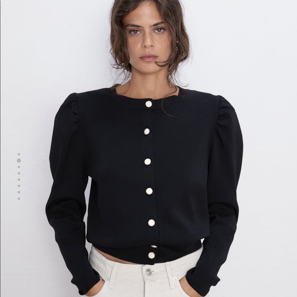 Zara black jacket sweater with puffed shoulders